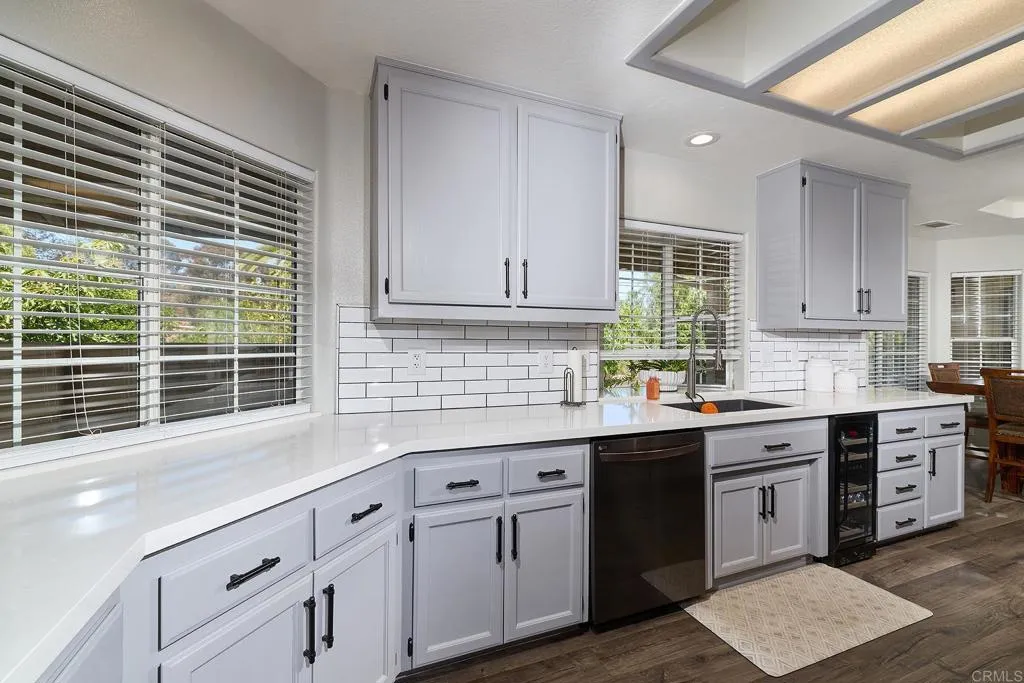 https://cdn.realtyfeed.com/cdn/127/306740047/88a226da36eda21f03a8a69bc4d0fb67.webp