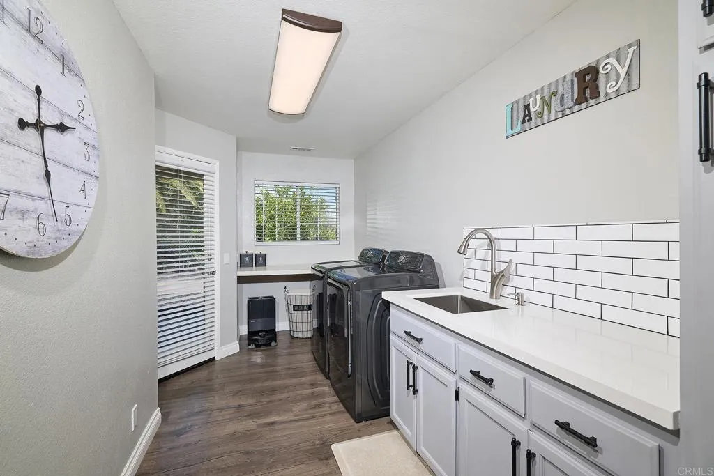 https://cdn.realtyfeed.com/cdn/127/306740047/8f8974d89531c9f6654491637a81c617.webp