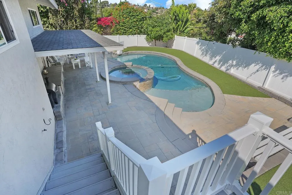 https://cdn.realtyfeed.com/cdn/127/306740049/0bcf6633b09270a93a9dc9f2a3a3d097.webp