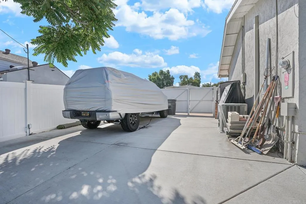 https://cdn.realtyfeed.com/cdn/127/306740049/b70fbc3b157ddbbf658c4e7ead24a590.webp