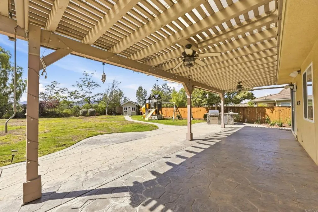 https://cdn.realtyfeed.com/cdn/127/306740085/a214f54f2298ddfb24b82eb1b1b4cb50.webp