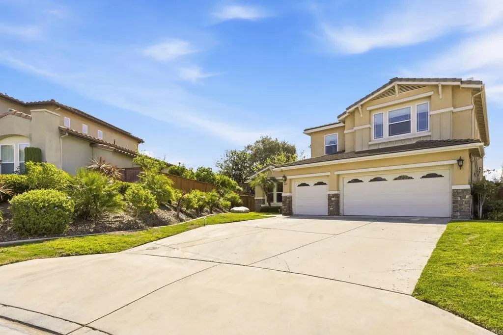 https://cdn.realtyfeed.com/cdn/127/306740085/b9e7deec6b2c037c433d028351e26b4c.webp