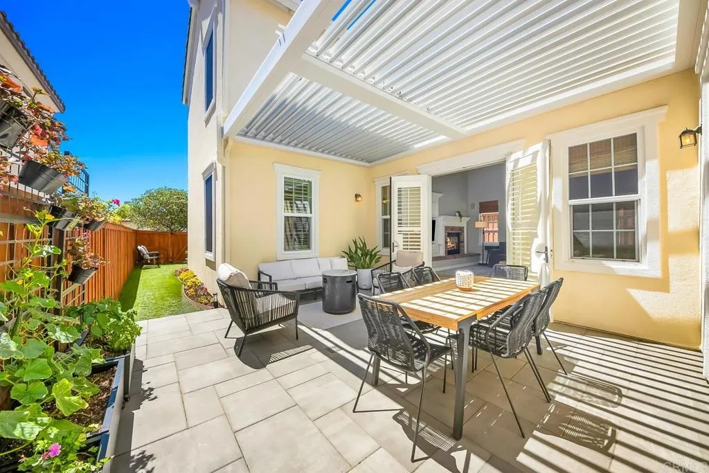 https://cdn.realtyfeed.com/cdn/127/306740099/75b12dbd0f4d73b7c152efca036cc6f5.webp
