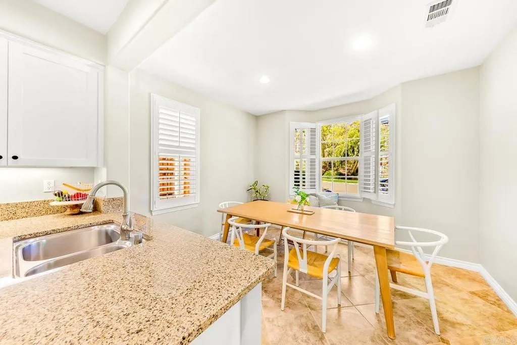 https://cdn.realtyfeed.com/cdn/127/306740099/af06e016a3c3591857fca4c110573256.webp