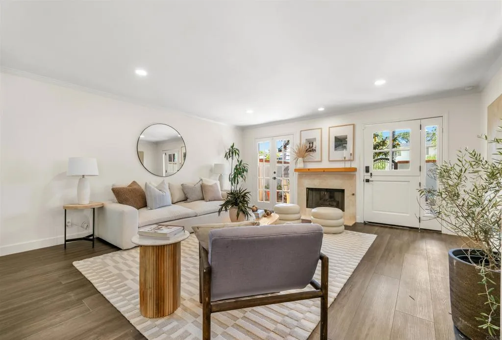 https://cdn.realtyfeed.com/cdn/127/306740135/02be118f251e5bfd2dd2b78217e45bc7.webp