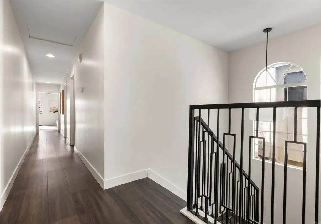 https://cdn.realtyfeed.com/cdn/127/306740135/8f6d10ecda3d9183ad9e8f9533d17c3e.webp