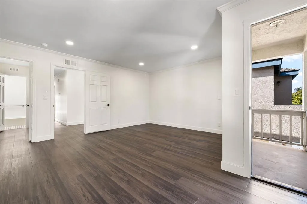 https://cdn.realtyfeed.com/cdn/127/306740135/fd81893de06929cbbf2a170e437896bf.webp