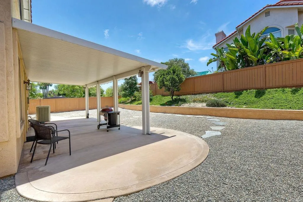 https://cdn.realtyfeed.com/cdn/127/306740145/1caabc399fc618c8b6db107257fbf783.webp