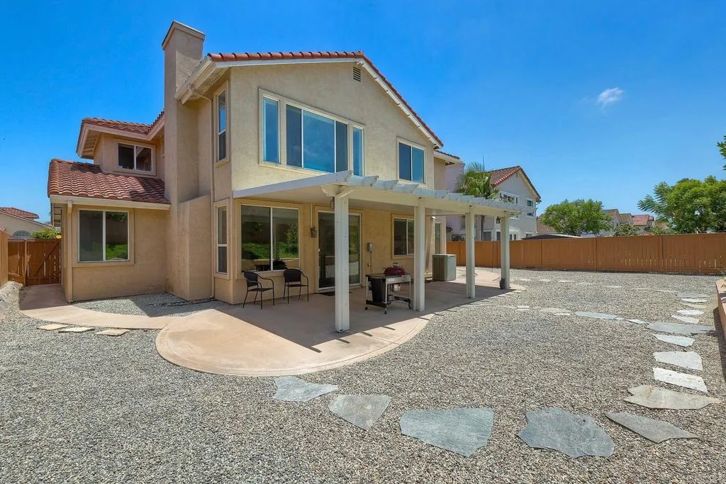 https://cdn.realtyfeed.com/cdn/127/306740145/682c2c6d3a81d36ba0a5e5b6d3faf8f6.webp