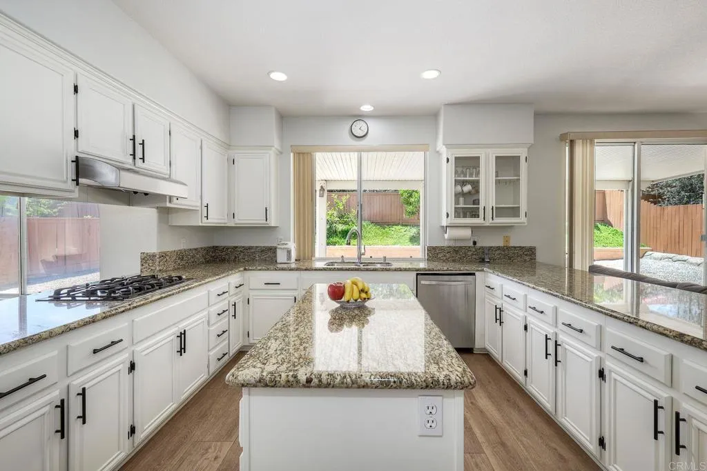 https://cdn.realtyfeed.com/cdn/127/306740145/8c6725822838f78d0d2bb0b9f417b070.webp