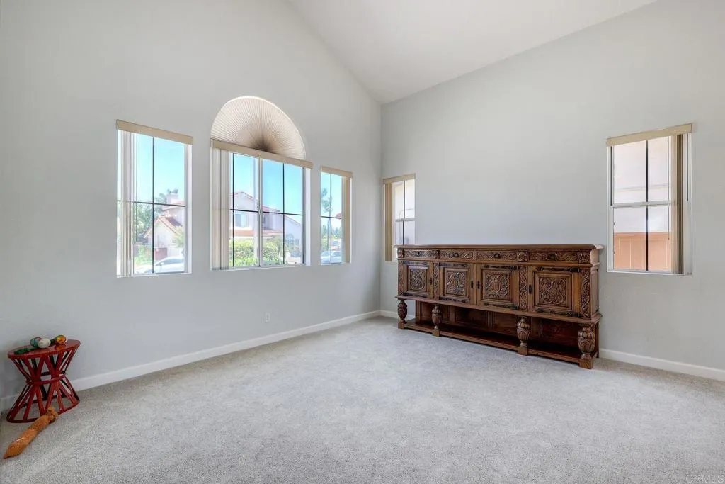 https://cdn.realtyfeed.com/cdn/127/306740145/b66b6992074e4e9b5f12816b2382d758.webp