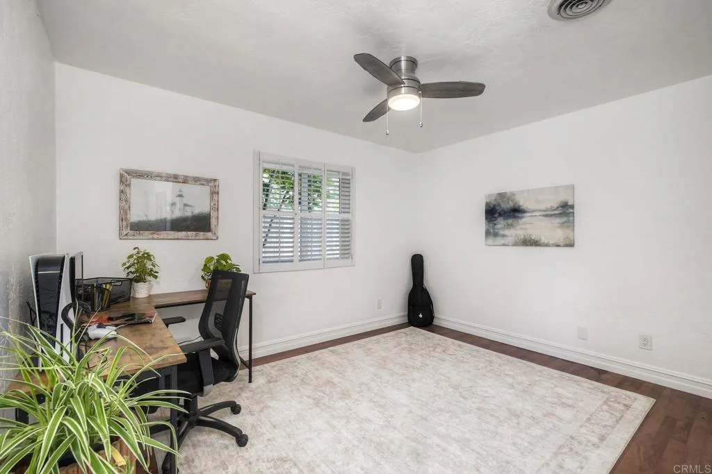 https://cdn.realtyfeed.com/cdn/127/306740166/c94d269fb469fa02f6a45e865ab664ba.webp