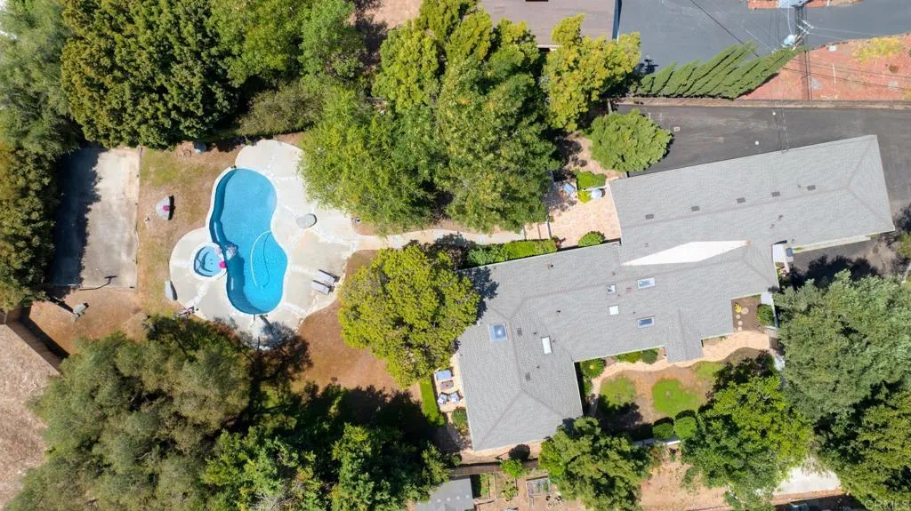 https://cdn.realtyfeed.com/cdn/127/306740166/e1d379a8a694fce66c620c756d9e813d.webp
