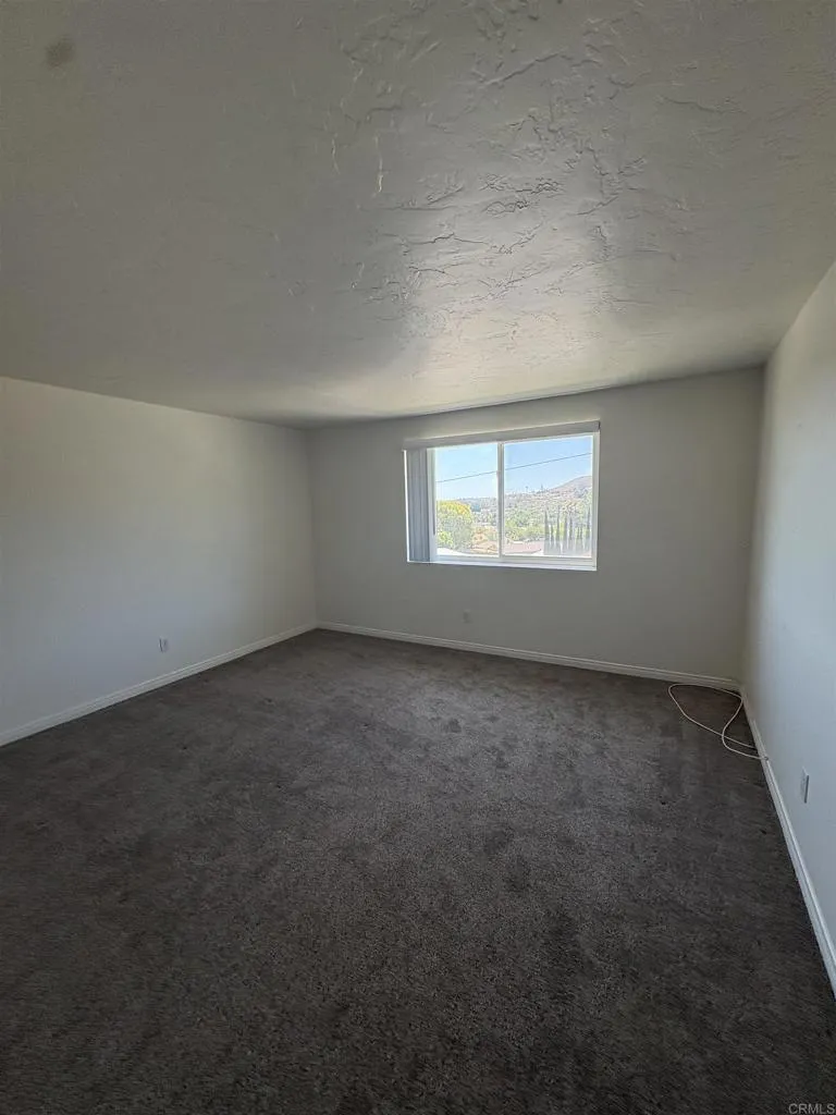 https://cdn.realtyfeed.com/cdn/127/306740172/00de97e5b7a7ccdeef56b82b3dc8c4e0.webp