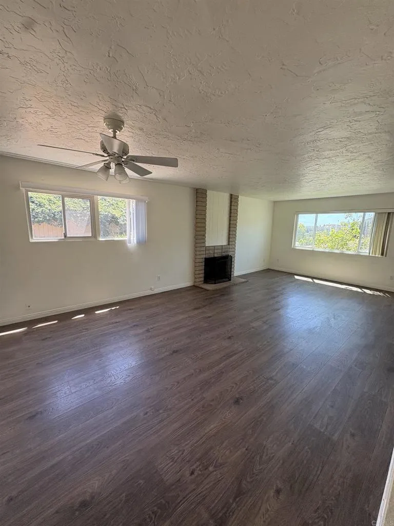 https://cdn.realtyfeed.com/cdn/127/306740172/b2666bf534d097147ba121a07bcf1e19.webp