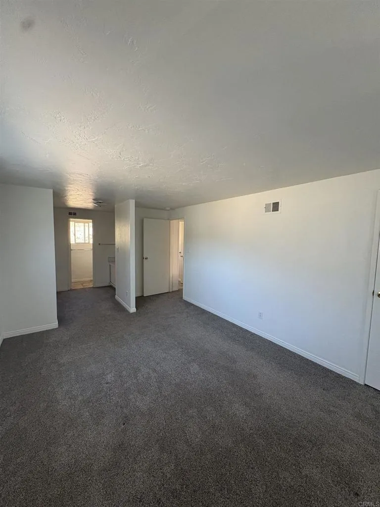 https://cdn.realtyfeed.com/cdn/127/306740172/efe1c02374dca9d6824607b479d68eed.webp