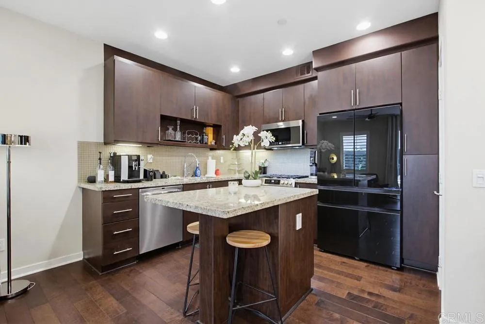 Photo #2: PTP2604455 Listing: Photo #2