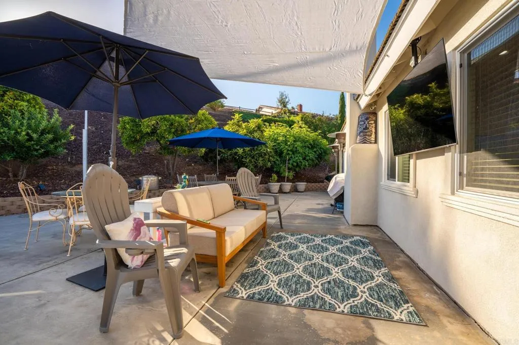 https://cdn.realtyfeed.com/cdn/127/306740217/1b95a0fe590a183fd924a3fbab01bfc8.webp