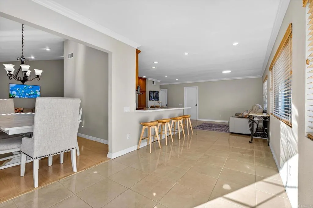 https://cdn.realtyfeed.com/cdn/127/306740217/31c5817600efd916412babffe43aaf9a.webp