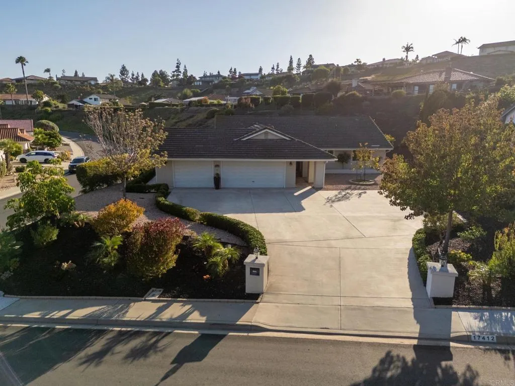 https://cdn.realtyfeed.com/cdn/127/306740217/6674adf831b6d2dd94fae076fabe33dc.webp