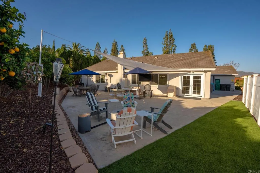 https://cdn.realtyfeed.com/cdn/127/306740217/68bc22c81b8b811c8d8235e39a110ebf.webp