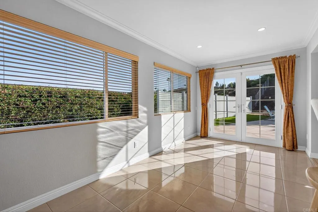 https://cdn.realtyfeed.com/cdn/127/306740217/6feb01eaa705793176ad9e75d78563f9.webp