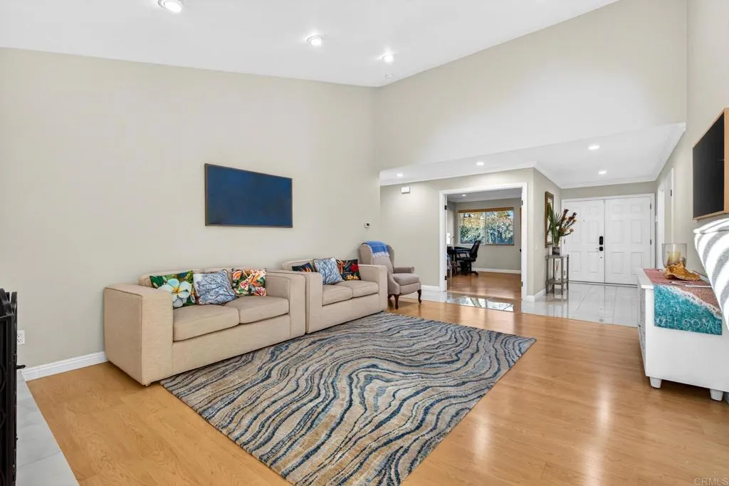 https://cdn.realtyfeed.com/cdn/127/306740217/80339b7deef644adb060446667e04d8b.webp