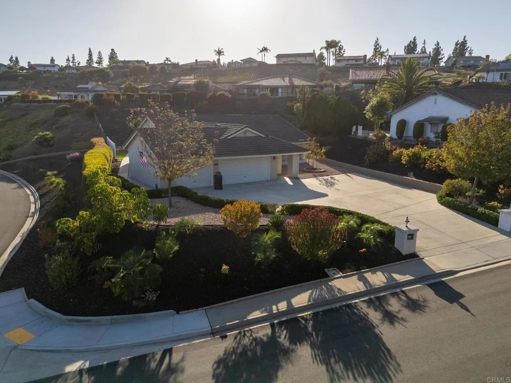 https://cdn.realtyfeed.com/cdn/127/306740217/cf4a15a7e401b106896c392bd5ec03de.webp