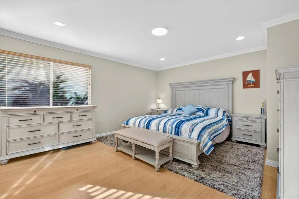 https://cdn.realtyfeed.com/cdn/127/306740217/ede93fb932e69dac35383854083690a7.webp