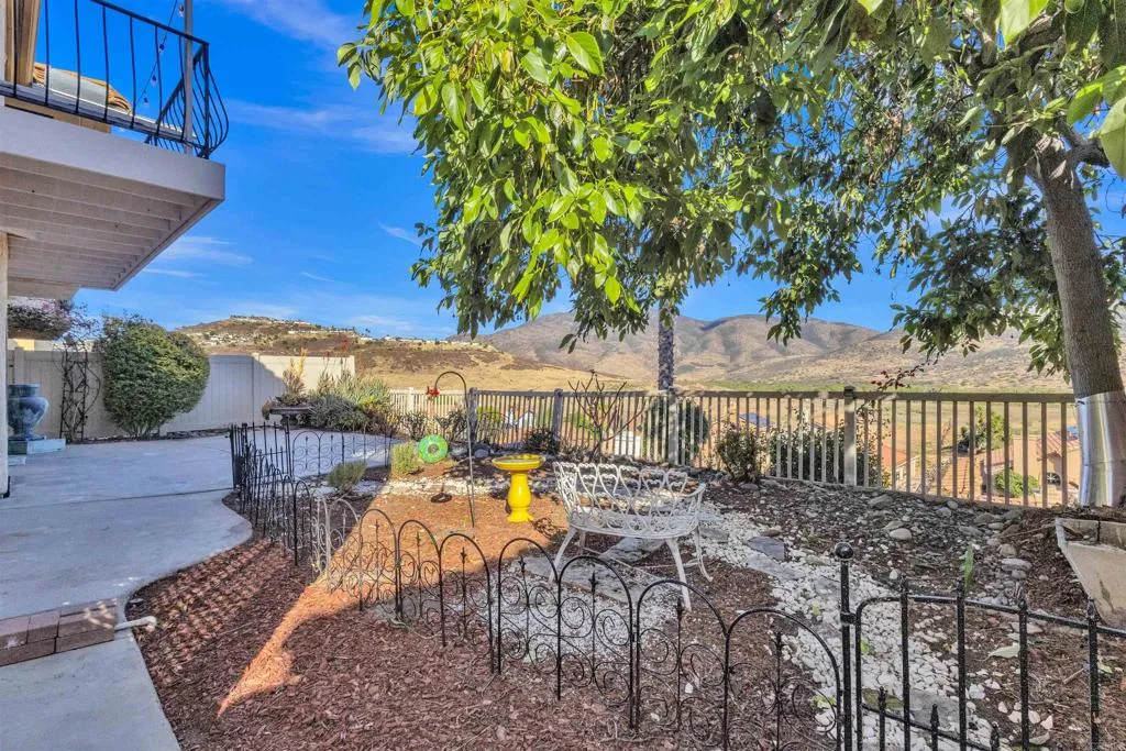 https://cdn.realtyfeed.com/cdn/127/306740222/15d6d6378018cc9e8ec18f5066aff489.webp