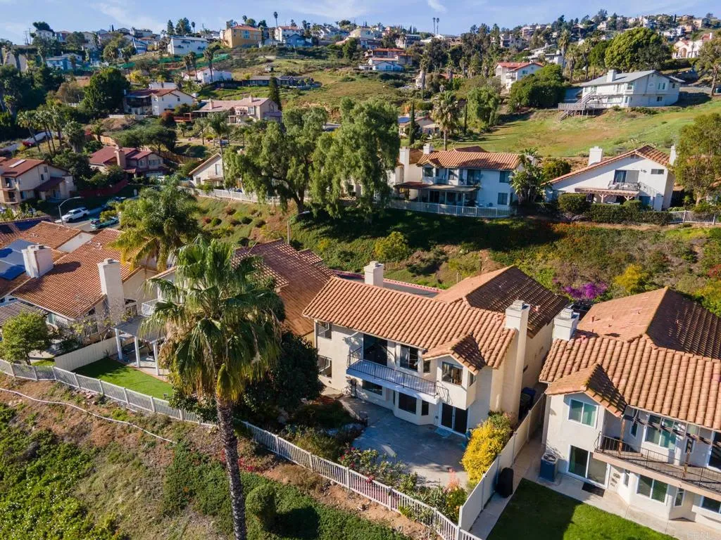 https://cdn.realtyfeed.com/cdn/127/306740222/dd924386e1293b21ba63001582d61f79.webp