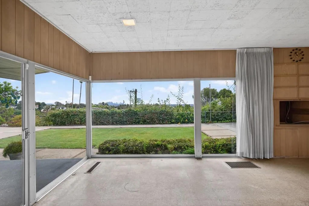 Listing image 64