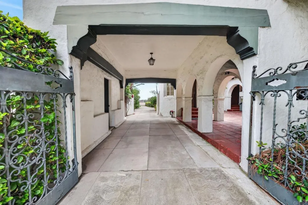 Listing image 33