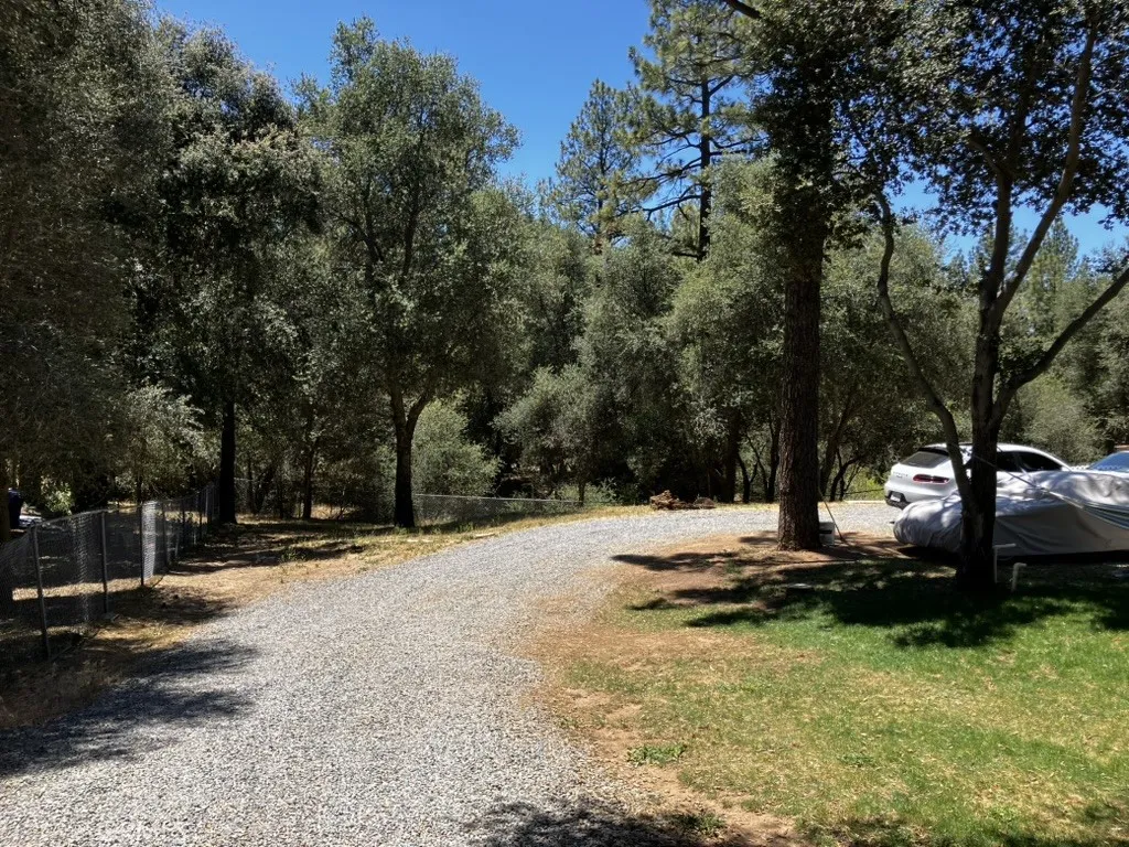 https://cdn.realtyfeed.com/cdn/127/306740283/7588eedeb811d04a7f662a65465836d9.webp