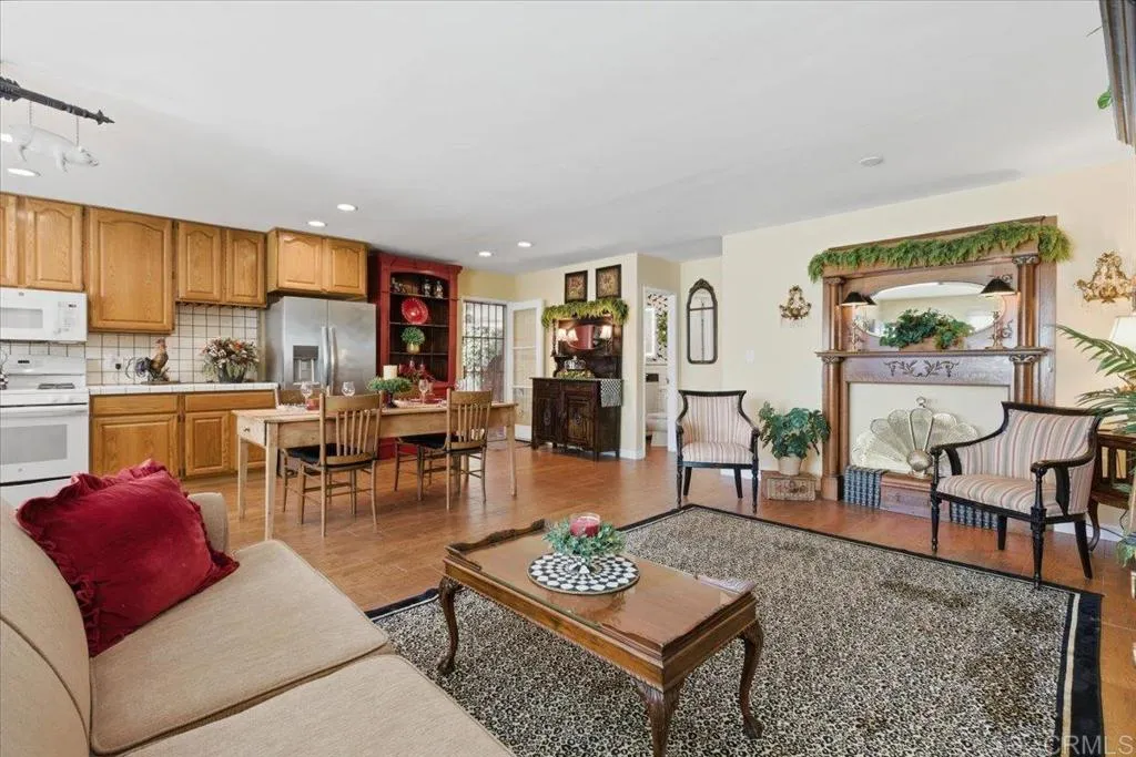 https://cdn.realtyfeed.com/cdn/127/306740286/4ed0fecb5cdf656e4920368afd5b82cc.webp
