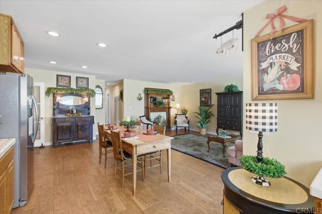 https://cdn.realtyfeed.com/cdn/127/306740286/78dc3664237c03f2804c72f2a1c3dceb.webp