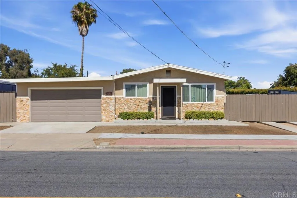 https://cdn.realtyfeed.com/cdn/127/306740286/b8877bc9bdb4b1d6e6a22ef472538ba3.webp