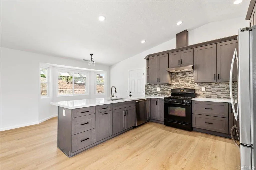 https://cdn.realtyfeed.com/cdn/127/306740293/2c60c9fcb5ceafd8b61ac58671197026.webp