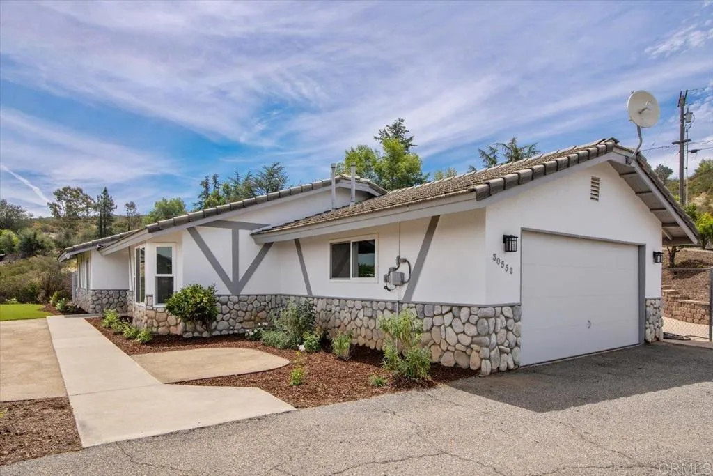 https://cdn.realtyfeed.com/cdn/127/306740293/a9a427d8b848b93a34330bb701b44a40.webp