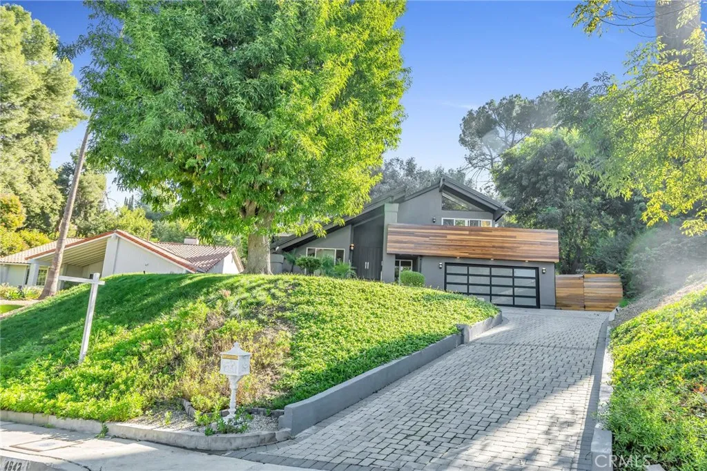 Woodland Hills, CA 91364