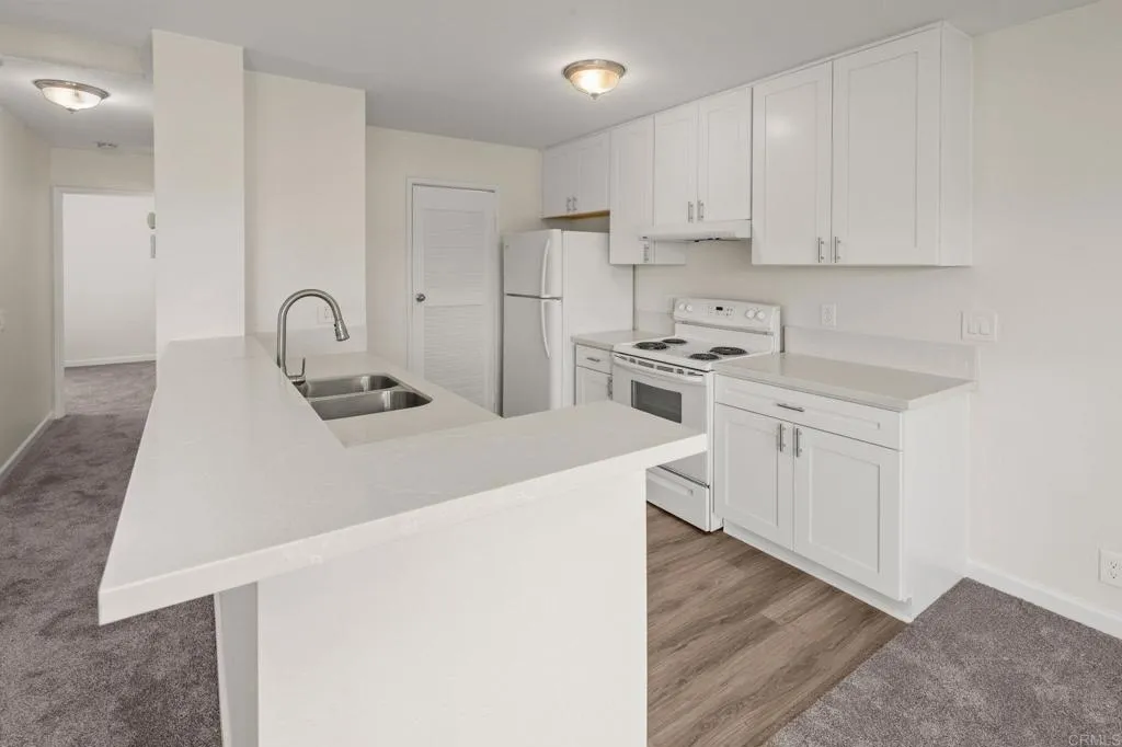https://cdn.realtyfeed.com/cdn/127/306740334/00d0d2db3646feed72d36f47e9193651.webp