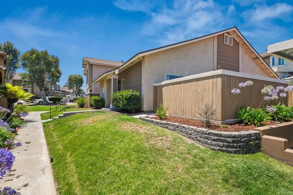 https://cdn.realtyfeed.com/cdn/127/306740334/78454ae5d9d80c460e775692b560b0b4.webp