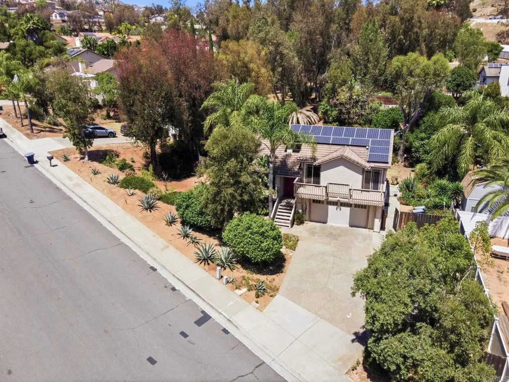 https://cdn.realtyfeed.com/cdn/127/306740337/56e41aa8aaf71b39ed9523e7539532f7.webp
