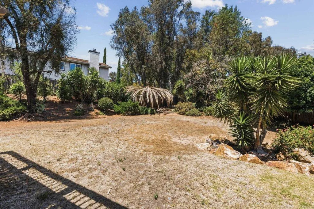 https://cdn.realtyfeed.com/cdn/127/306740337/7893e339c339bed1cccdb7d4bb7deffc.webp