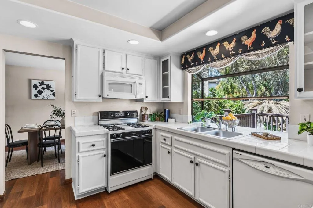 https://cdn.realtyfeed.com/cdn/127/306740337/a58d1f2eff35a2b701884669bbc6024b.webp