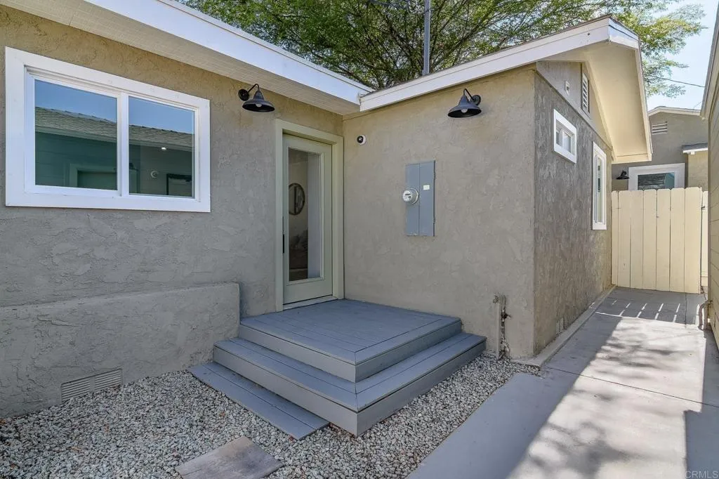 https://cdn.realtyfeed.com/cdn/127/306740352/4269e7facfe31c9202d3b6ad2778a6ee.webp