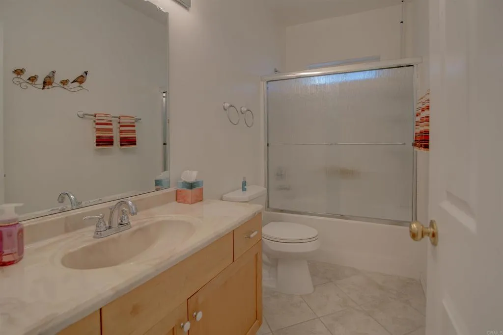 https://cdn.realtyfeed.com/cdn/127/306740361/b52e532e6d77e2ad657b8af7c55c30ba.webp