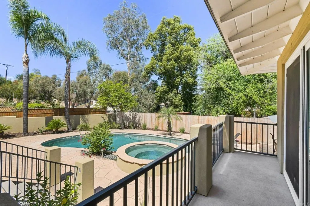 https://cdn.realtyfeed.com/cdn/127/306740414/98722a340e7b64d6c59d63ee12626665.webp