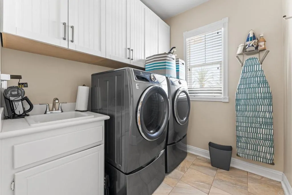 https://cdn.realtyfeed.com/cdn/127/306740427/89cb5794f85430ff78a79b6262530440.webp