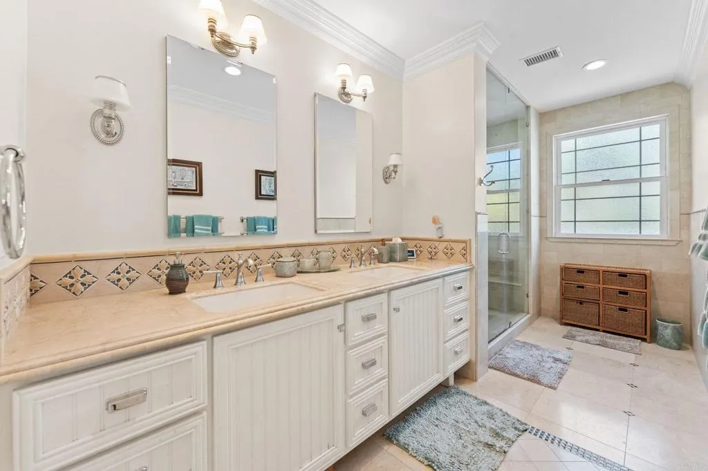 https://cdn.realtyfeed.com/cdn/127/306740427/9de3d6c922e800be85cfad2545eed51e.webp